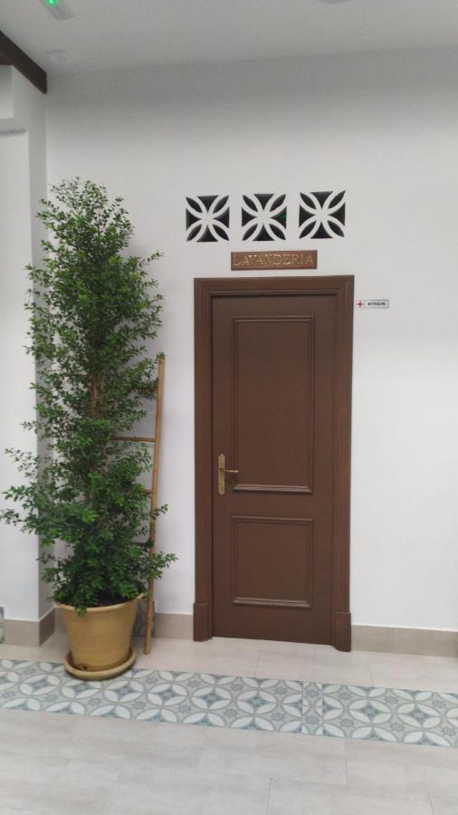 Apartamentos Turisticos Mamelon 헤레스 외부 사진