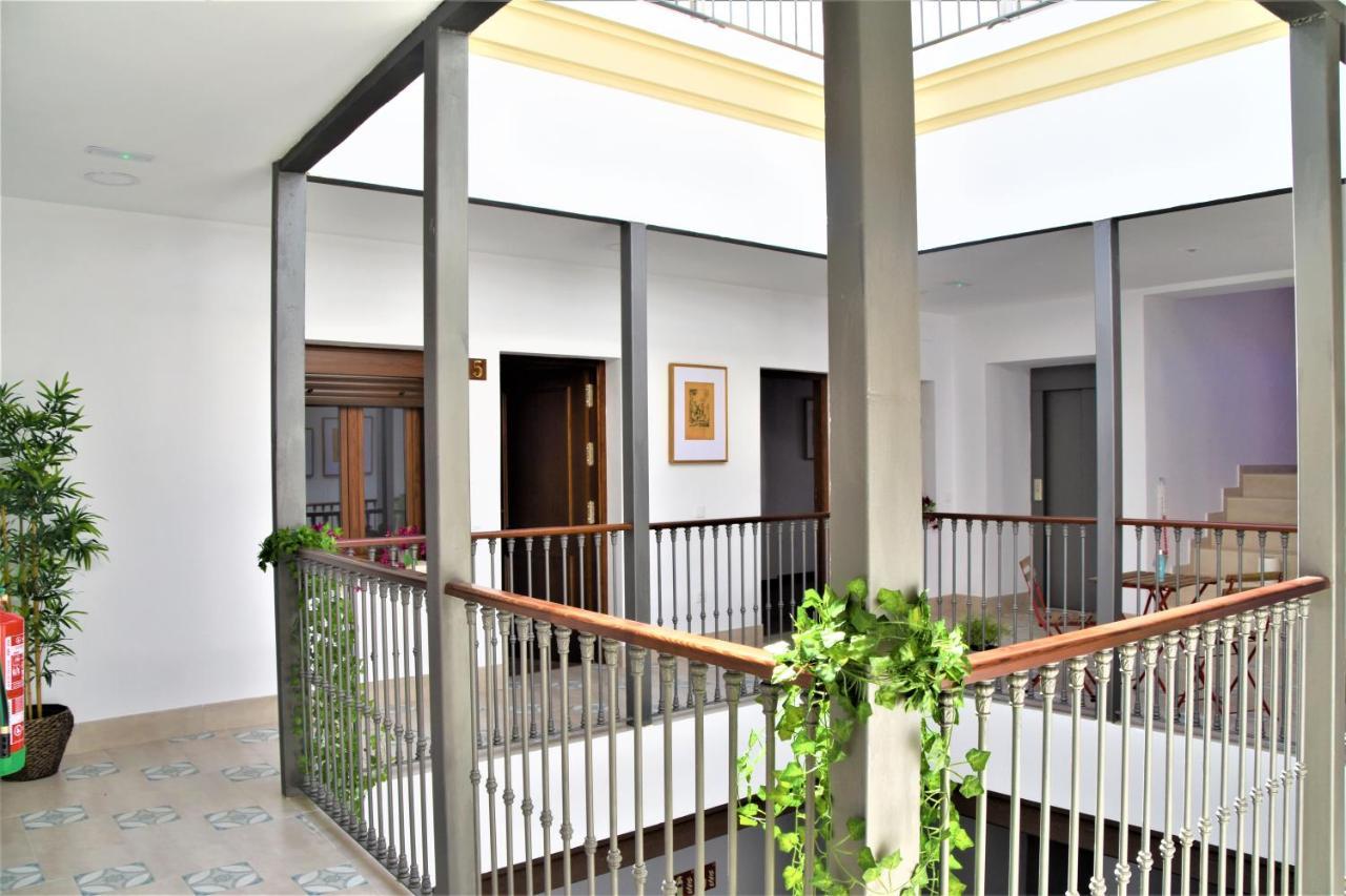 Apartamentos Turisticos Mamelon 헤레스 외부 사진