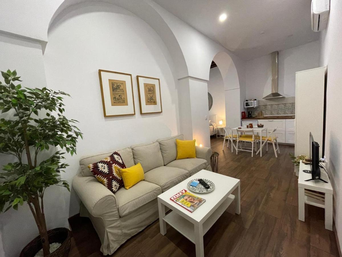 Apartamentos Turisticos Mamelon 헤레스 외부 사진