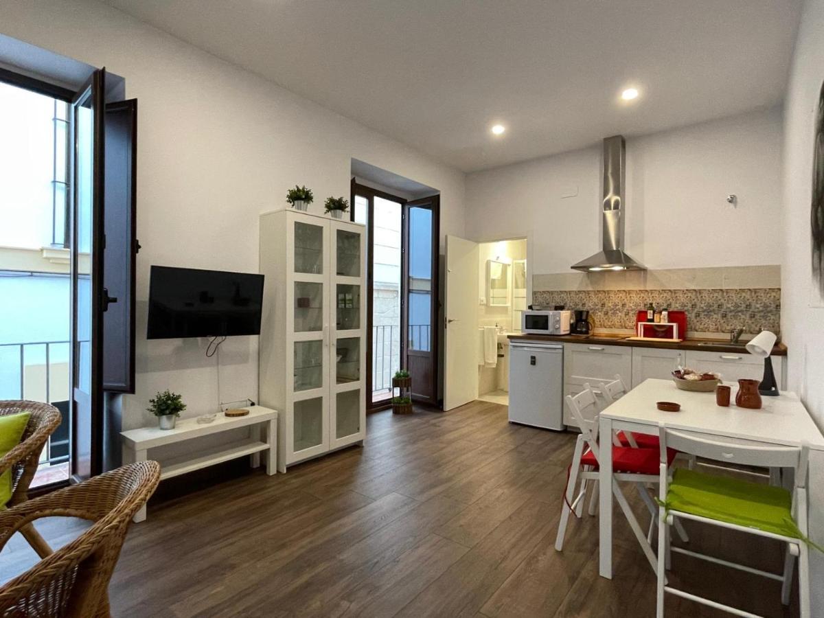Apartamentos Turisticos Mamelon 헤레스 외부 사진